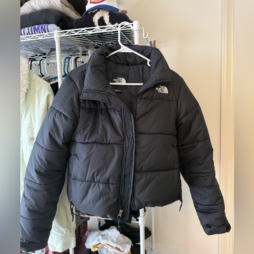 North face cropped puffer - women’s size medium